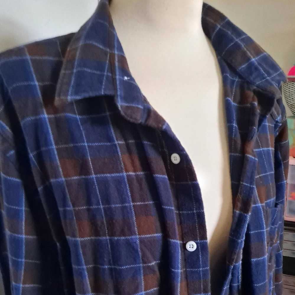 Flannel.🌈 - Picture 3 of 7